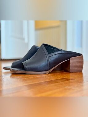 Lucky Brand “Jemie” Black Open-Toe Leather Mule Heels